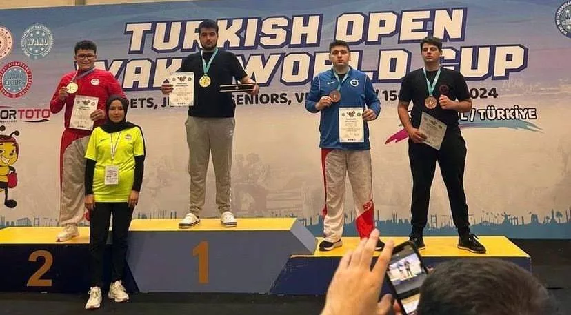BÜYÜKŞEHİR SPORCULARINDAN KİCK BOKSTA BÜYÜK BAŞARI k3 3 jpeg