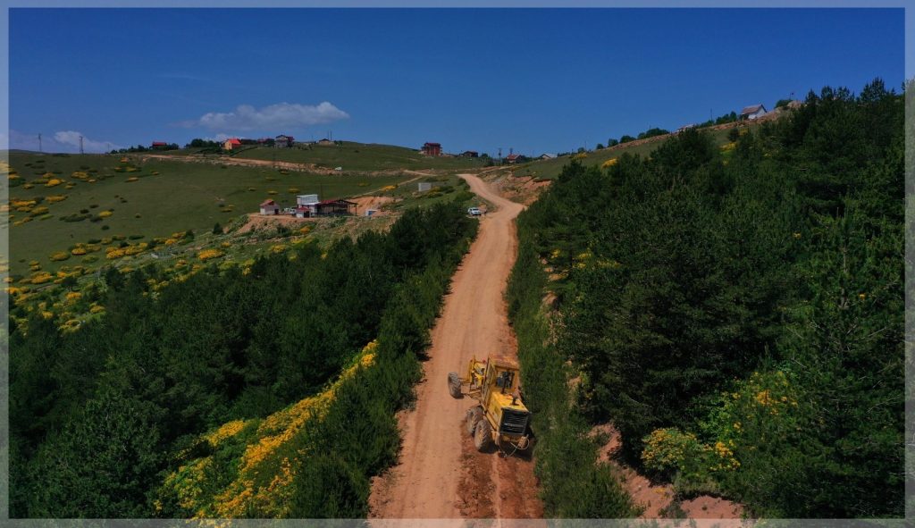 YAYLA TURİZMİ İÇİN ÇAMBAŞI OBA YOLLARI ONARILIYOR YA