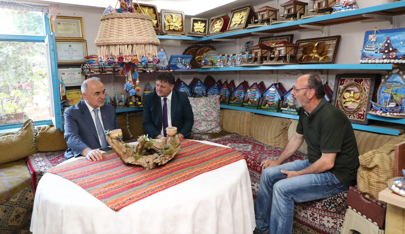 Vali Erol, El Sanatları Ustalarını Ziyaret Etti Vali Muammer Erol,