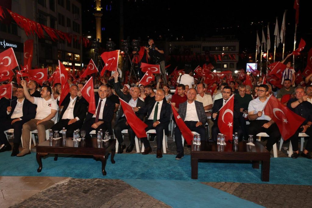 MİLLETİN ZAFERİ 8. YILINDA D
