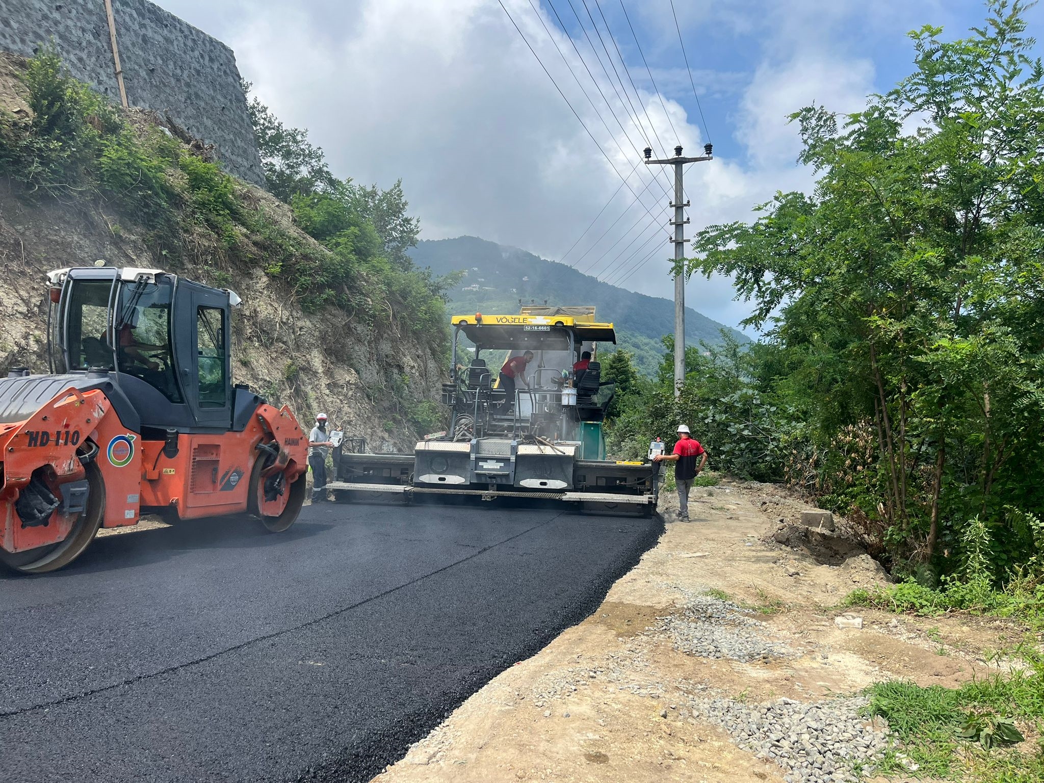 ORDU’NUN MİSAFİR ODASINA SICAK DOKUNUŞ ESKİ BOZTEPE YOLU MODERNLEŞİYOR Ordu