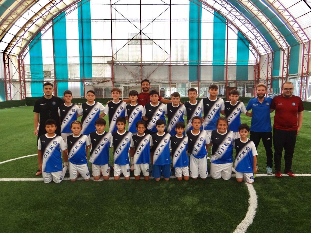 ÜFK’DA YAZ FUTBOL OKULU DEVAM EDİYOR WhatsApp Image 2024 07 27 at 16.26.11
