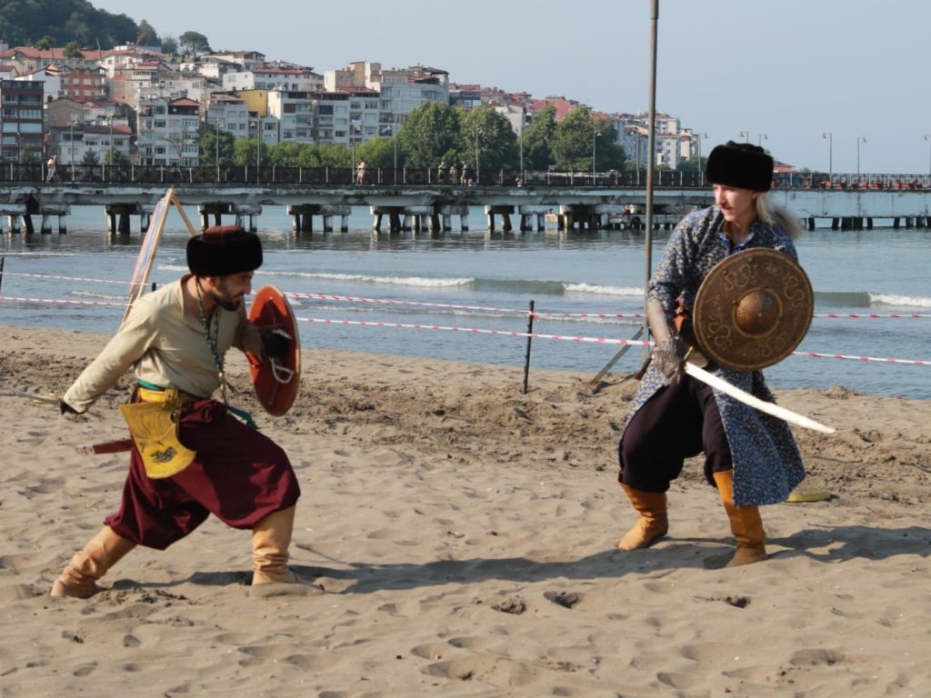 ÜNYE’DE ATLI GÖSTERİLER NEFES KESTİ at3