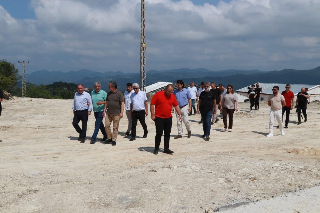 ÜNYE’DE DEVAM EDEN ULAŞIM, KÜLTÜR VE SAĞLIK YATIRIMLARI YERİNDE İNCELENDİ c4