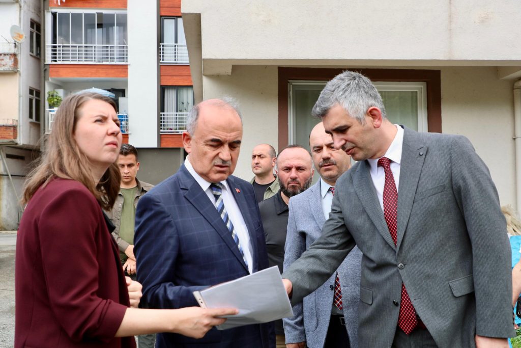 Vali Erol, Altınordu İlçesinde Yapımı Devam Eden ve Yapılacak Sağlık Tesisi Alanlarında İncelemede Bulundu e 1