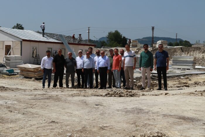 ÜNYE- AKKUŞ-NİKSAR KARAYOLUN’DA ÇALIŞMALAR DEVAM EDİYOR ni