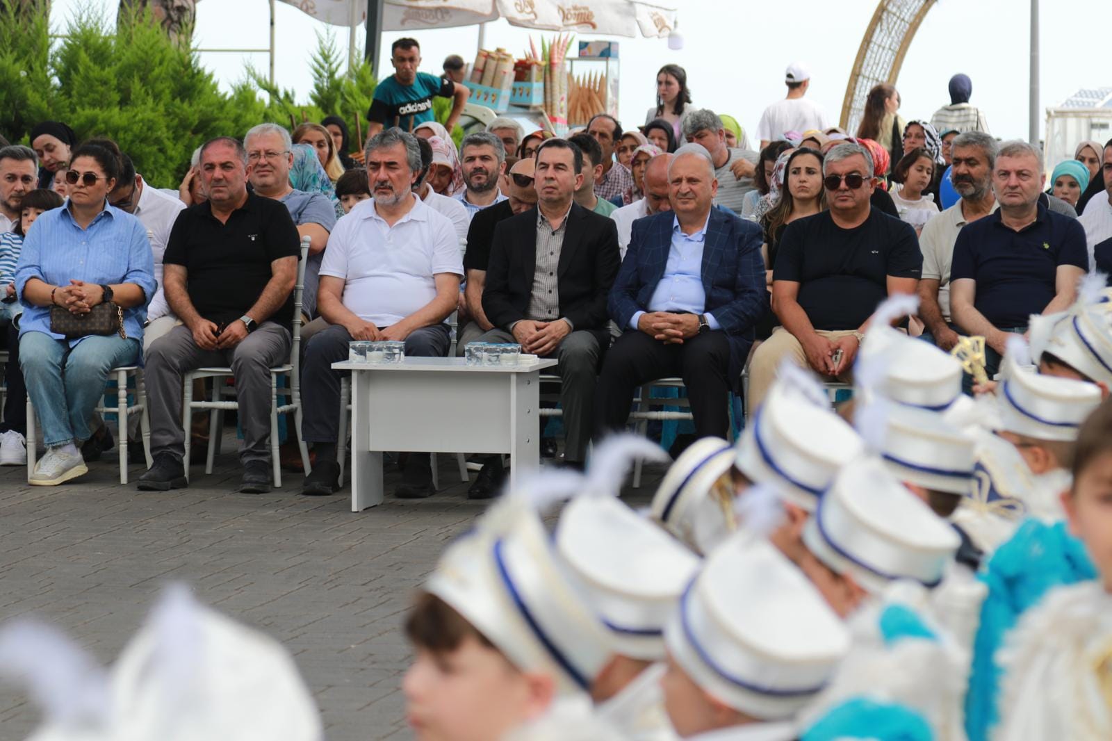 Ünye Belediyesi ilçe genelinde her yıl düzenlediği toplu sünnet şöleni