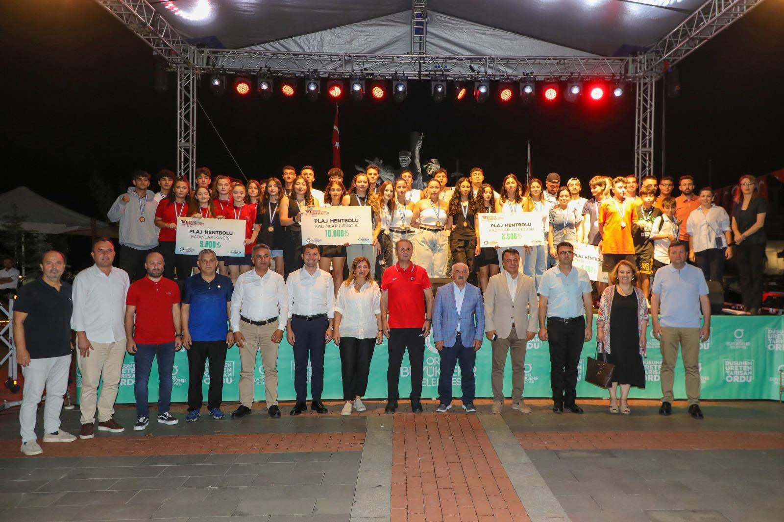 30 AĞUSTOS COŞKUSU ORDU’DA ZİRVEYE ÇIKTI Ordu Büyükşehir Belediyesi tarafından