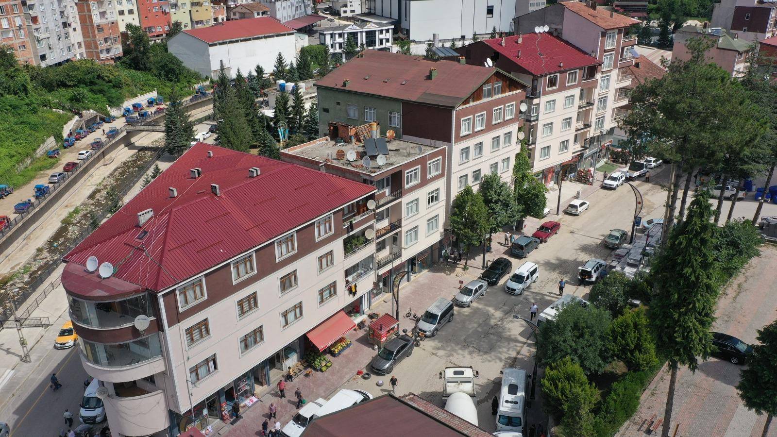 KUMRU’DA DEĞİŞİM SÜRÜYOR Ordu Büyükşehir Belediye Başkanı Dr. Mehmet Hilmi