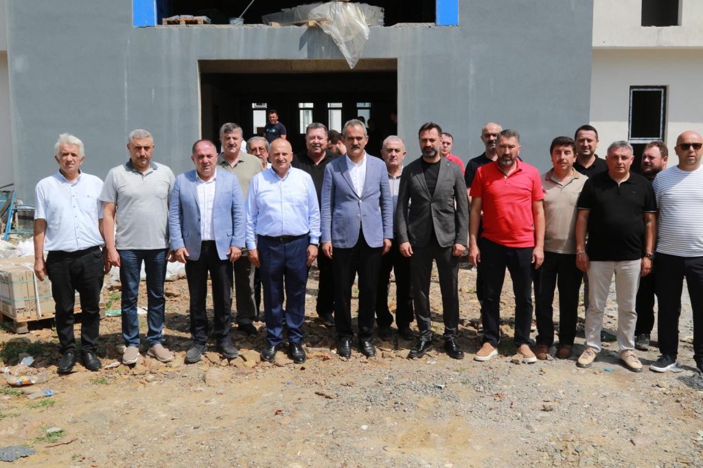 ÖZER, “ÜNYE’NİN BAŞARILARININ YANINDA OLMAKTAN MUTLUYUZ” O3