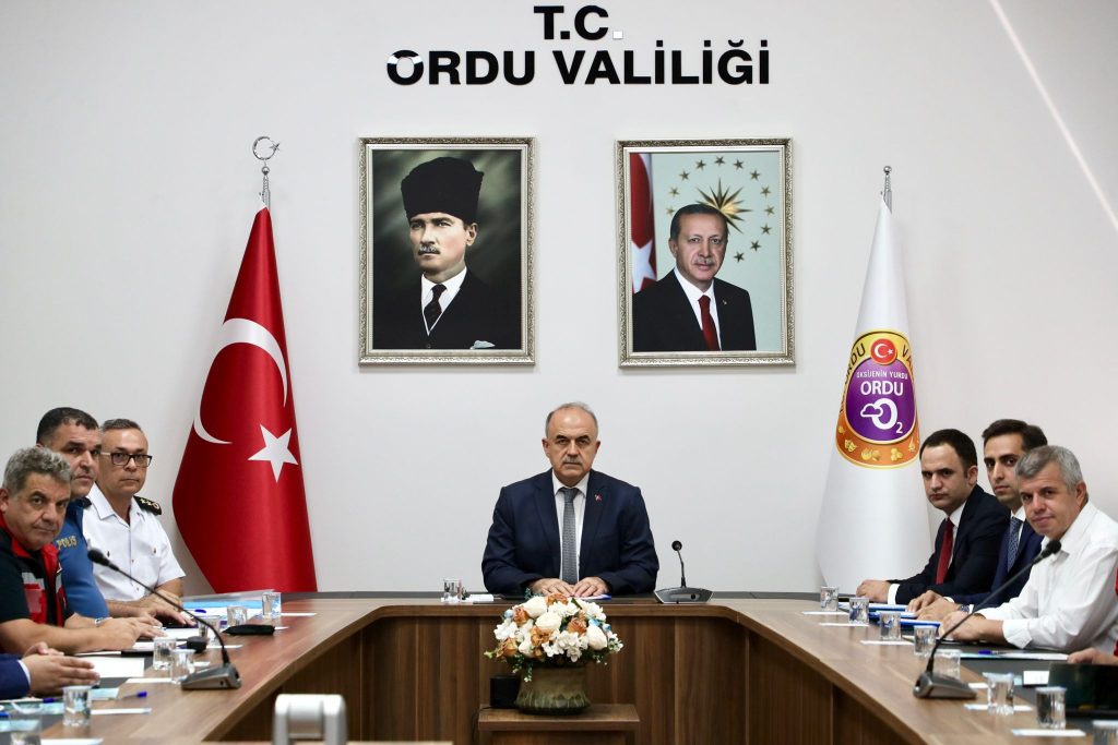 İl Göç Kurulu Koordinasyon Toplantısı, Vali Erol’un Başkanlığında Yapıldı VA