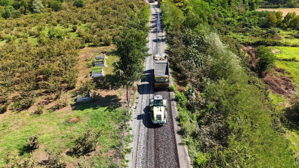Ünye Sofutepesi Mahallesi’nde Asfalt Sevinci: 2,5 Kilometrelik Yol Konfora Kavuştu WhatsApp Image 2024 08 21 at 01.15.49