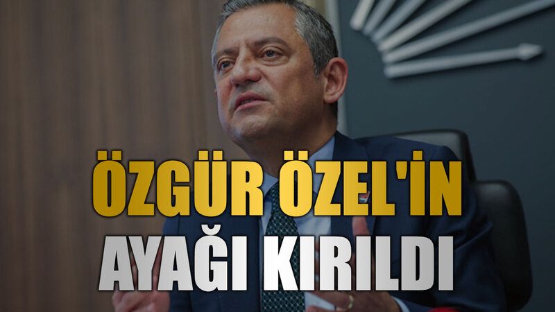 CHP Lideri Özgür Özel, Ayağını Kırdı o 1