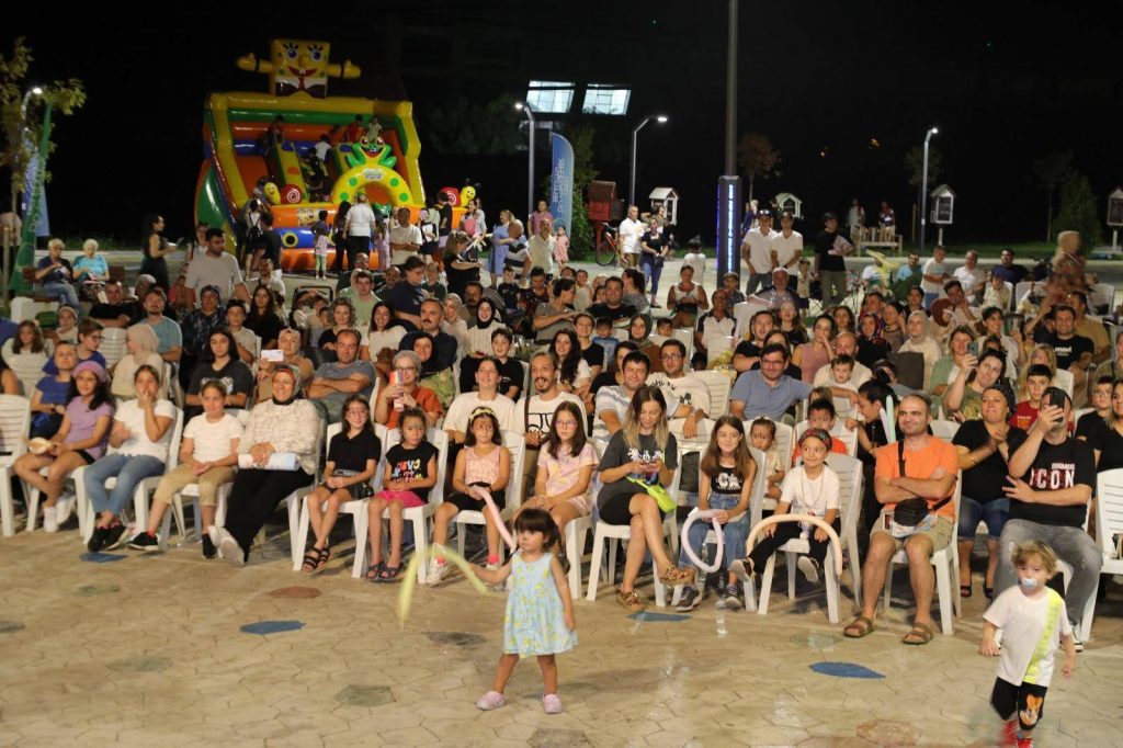 Ordu’da Yaz Akşamları Renkleniyor: Parklarda Kültür Sanat Etkinlikleri Başladı r2
