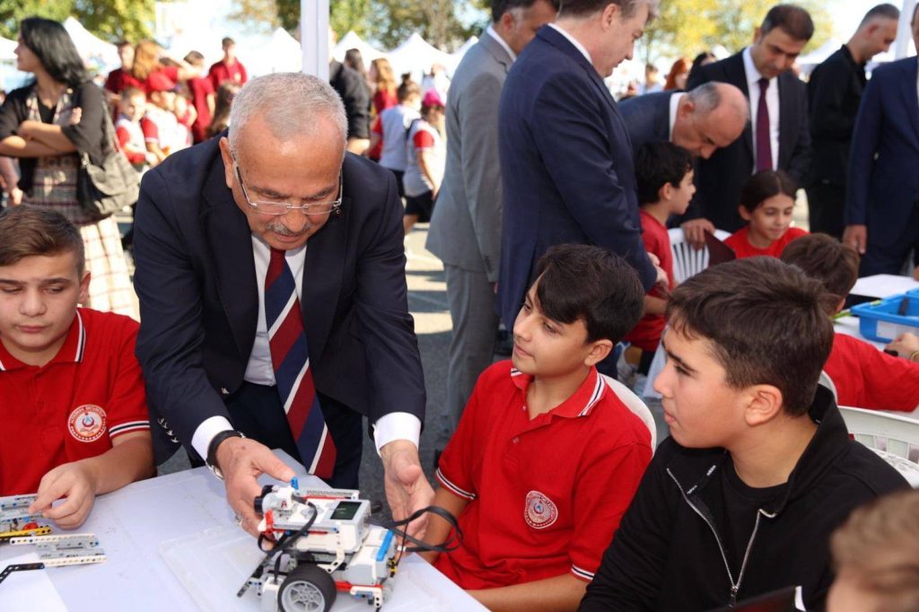TÜBİTAK 4007 BİLİM ŞENLİĞİ BAŞLADI TU2