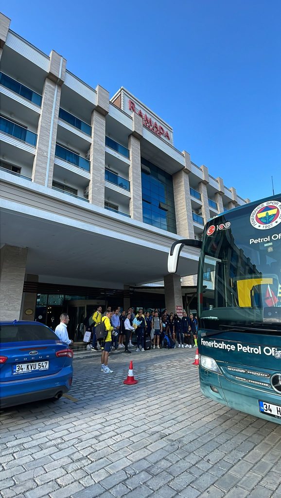 Fenerbahçe Kadın Futbol Takımı, Ünye’de Ramada Otel’de. WhatsApp Image 2024 09 21 at 16.41.21 1