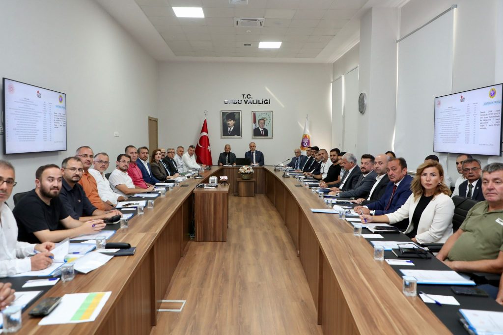 Enerji Sektörünün Sorunları, Sıkıntıları ve Talepleri Değerlendirildi e1