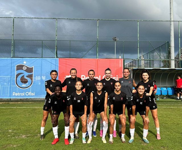 Ünye Kadın Futbol Kulübü İlk Hazırlık Maçında Trabzonspor’a Karşı Sahaya Çıktı u