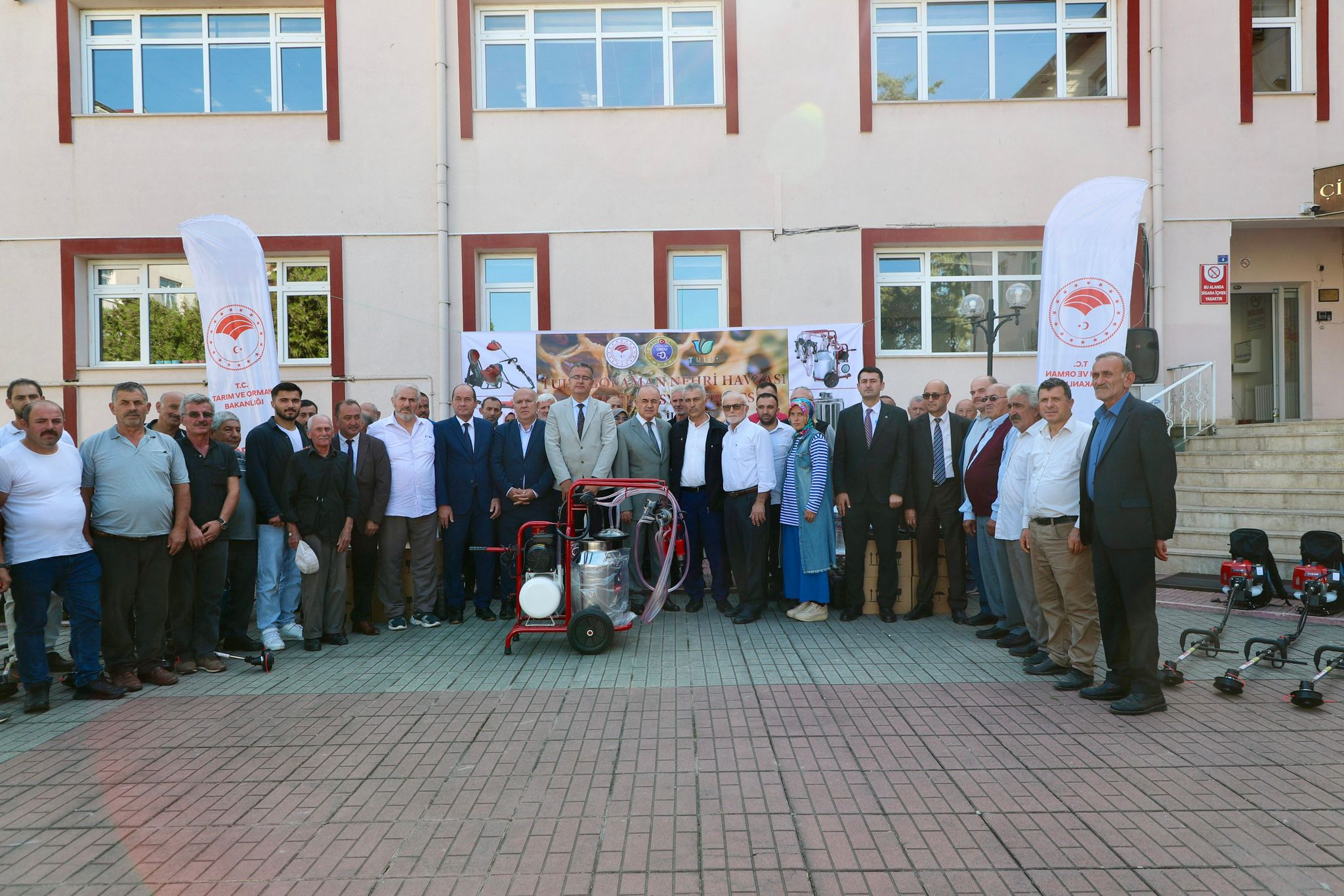 Bolaman Havzası Projesi Kapsamında Üreticilerimize Makine-Ekipman Desteğinde Bulunuldu Türkiye Dayanıklı
