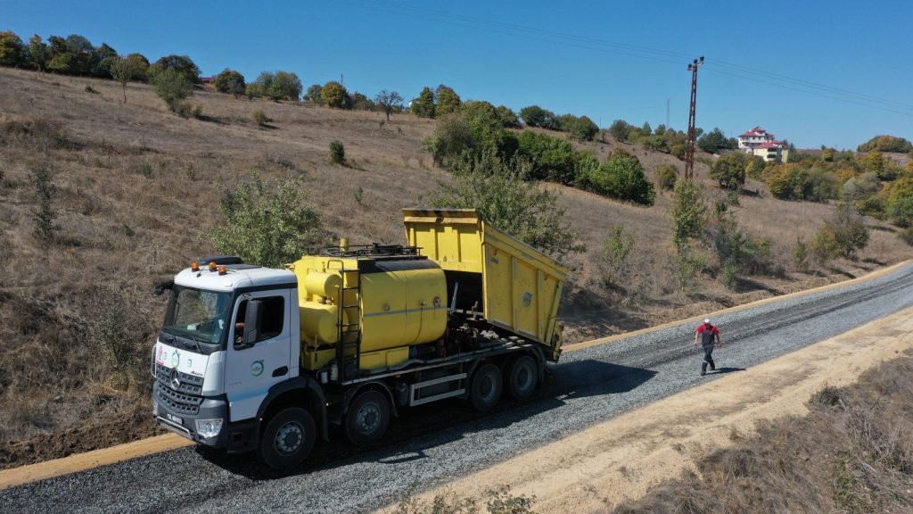 MESUDİYE SARICA MAHALLESİNDE ASFALT SEVİNCİ M1