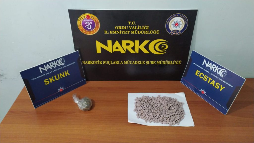 NARKOTİKTEN UYUŞTURUCU OPERASYONU NARKOTIK
