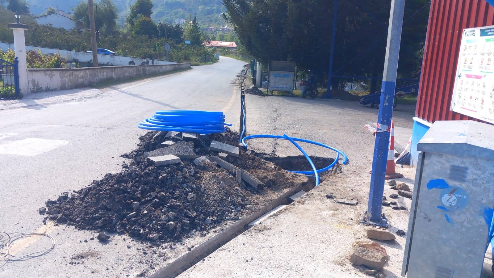 SIRA SARAYCIK’TA İLÇELERİN ARDINDAN MAHALLELERDE IŞIL IŞIL OLACAK BÜYÜKŞEHİR’DEN SARAYCIK’A