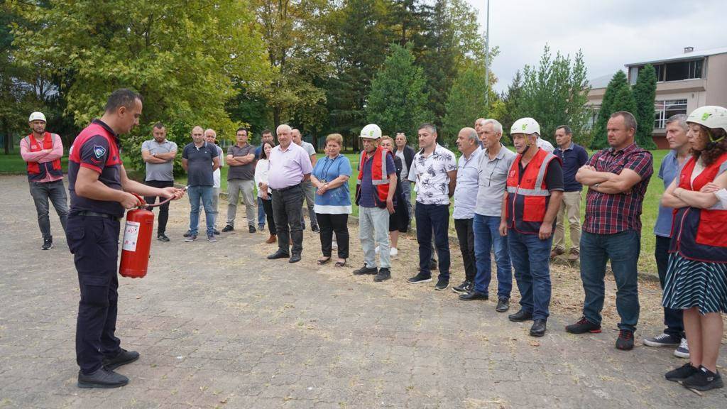 VATANDAŞLAR YANGIN KONUSUNDA BİLİNÇLENDİ V1