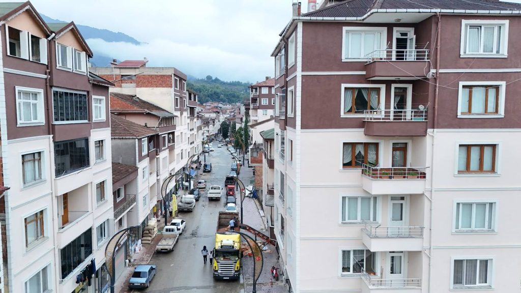 BÜYÜKŞEHİR İLE KUMRU’NUN SİLÜETİ DEĞİŞİYOR WhatsApp Image 2024 10 15 at 14.03.35 1