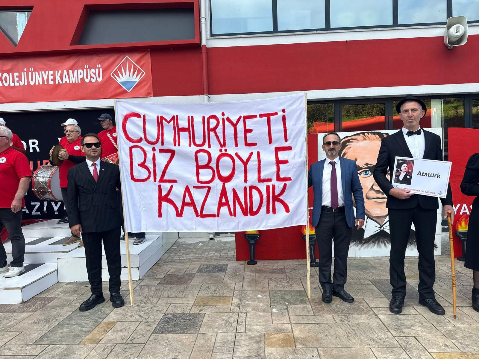 Cumhuriyetimizin 101. yılı dolayısıyla Ünye Bahçesehir Koleji’nde anlamlı bir proje