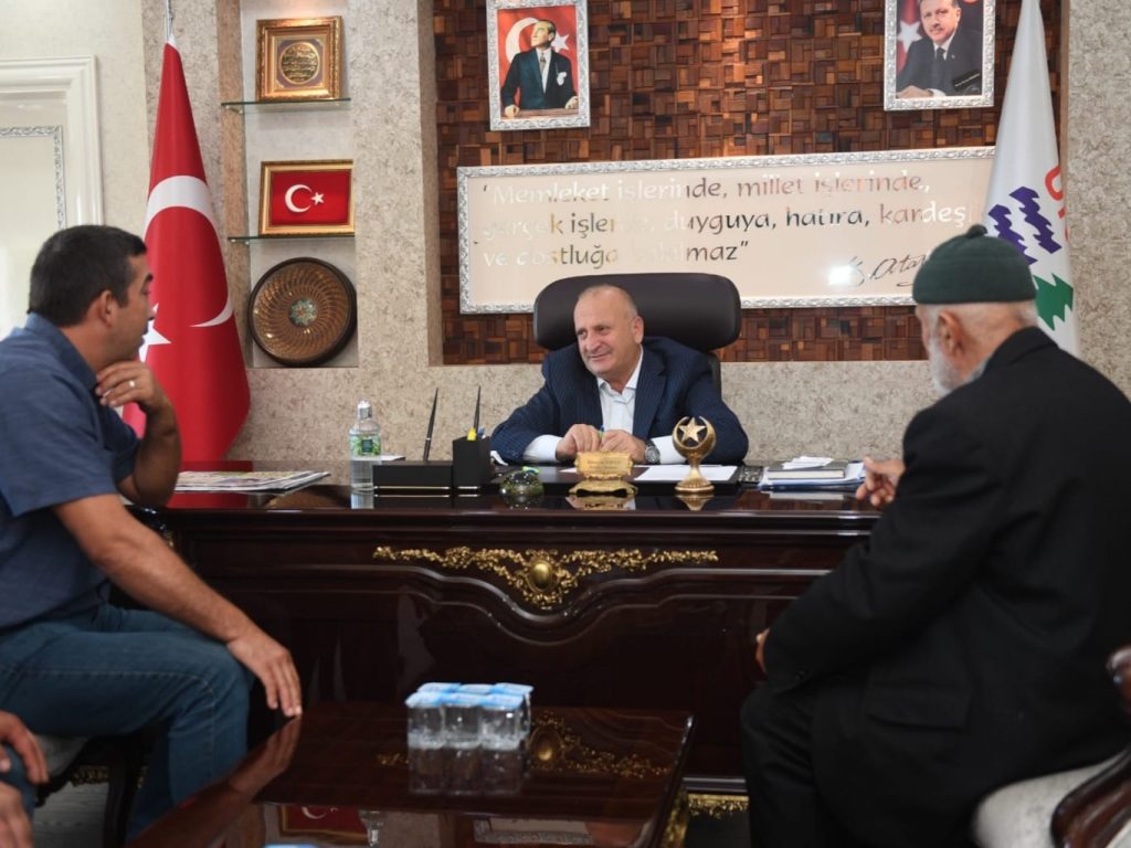 BAŞKAN TAVLI VATANDAŞLARIN SORUNLARINA ÇÖZÜM ÜRETTİ a