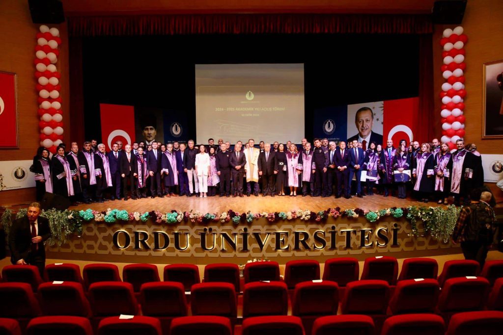 BAŞKAN GÜLER, ODÜ’NÜN AKADEMİK YIL AÇILIŞINA KATILDI b1