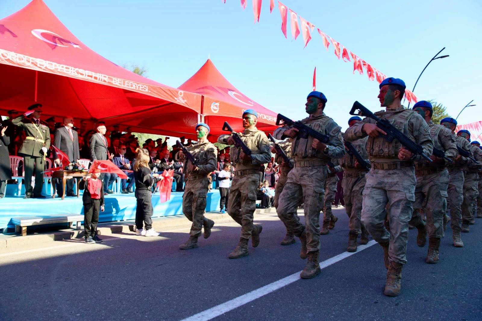 CUMHURİYET 101 YAŞINDA ORDU’DA CUMHURİYET BAYRAMI COŞKU İLE KUTLANDI 29