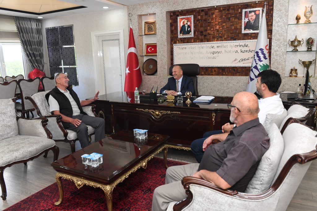 HALKA HİZMET, PROJE VE YATIRIMLARIN YANINDA SAMİMİYET VE GÜVEN MESELESİDİR hi4