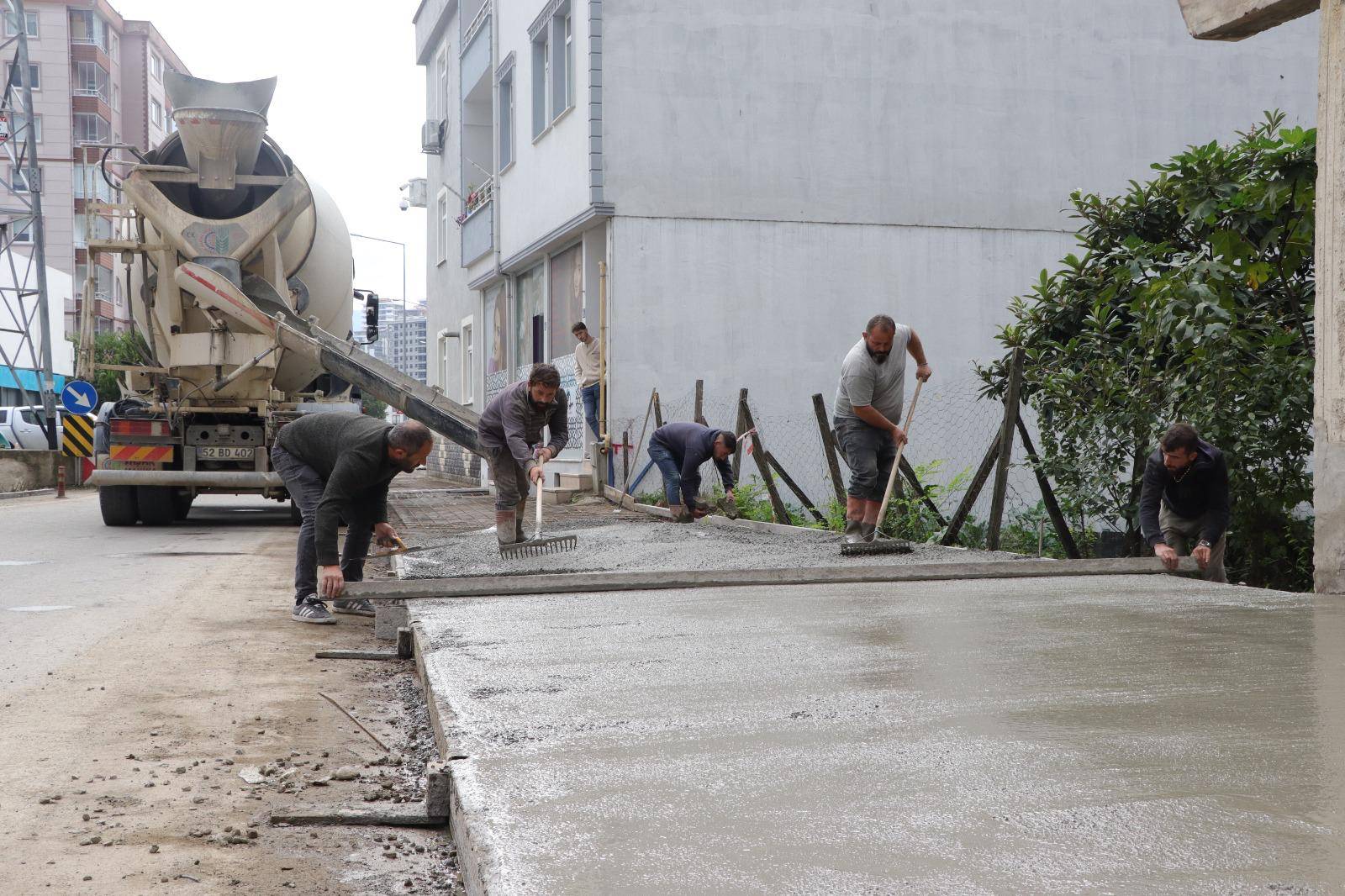 ORDU’NUN KALDIRIMLARI YENİLENİYOR 5,5 YILDA 280 BİN METREKÜP KALDIRIM KARŞIYAKA’YA