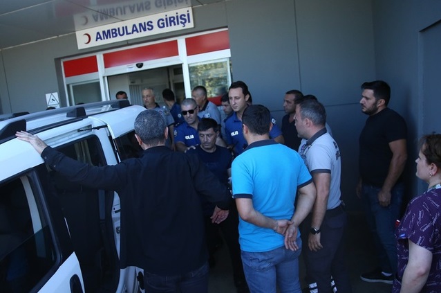 Ordu’da bir hastanede çıkan bıçaklı kargaşada temizlik personeli yaralanırken, güvenlik