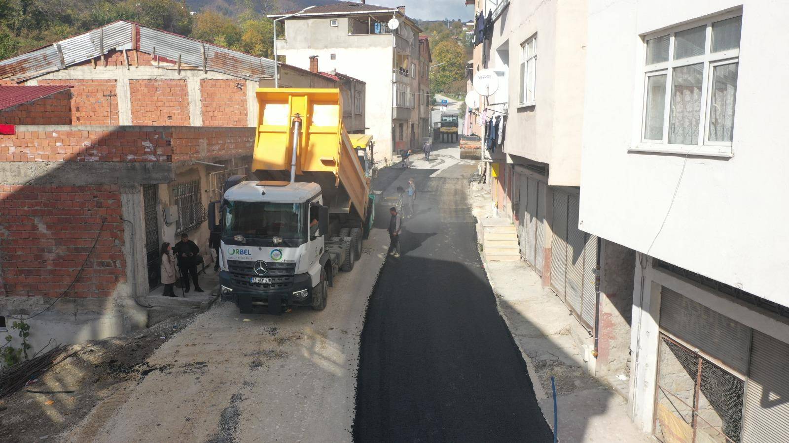KUMRU’NUN SOKAKLARINDA YOĞUN TEMPO İLÇE MERKEZİ MODERNLEŞİYOR 3.5 KM’LİK GÜZERGAHTA