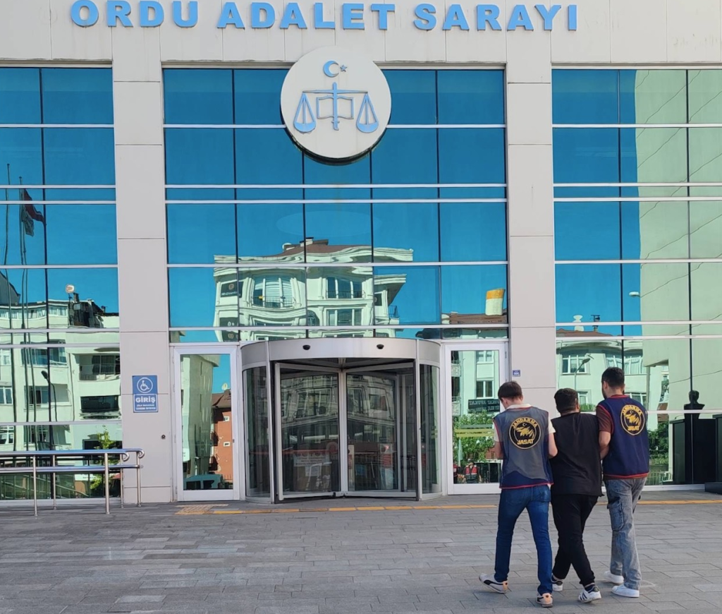 Ordu'da JASAT ve Asayiş Timlerinden Suçlulara Darbe: 4 Firari Hükümlü Yakalandı s