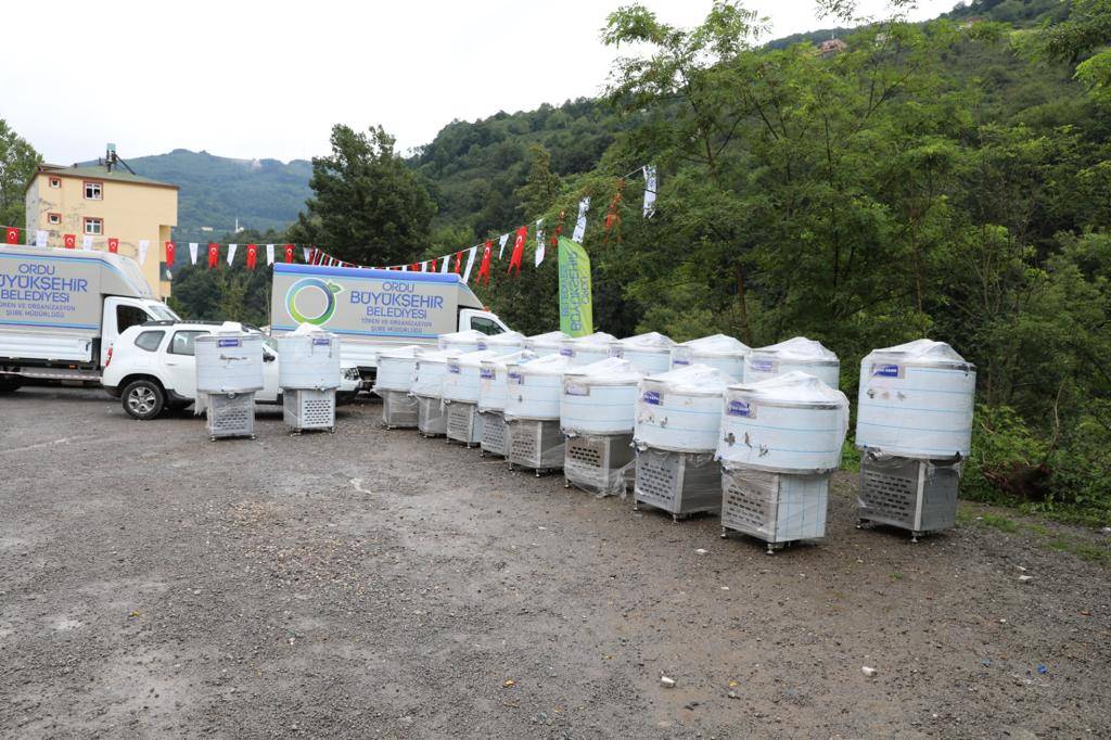 ORDU’DA SÜTÜN DEĞERİ ARTTI BÜYÜKŞEHİRDEN SÜT ÜRETİCİSİNE ÖNEMLİ DESTEK SÜT