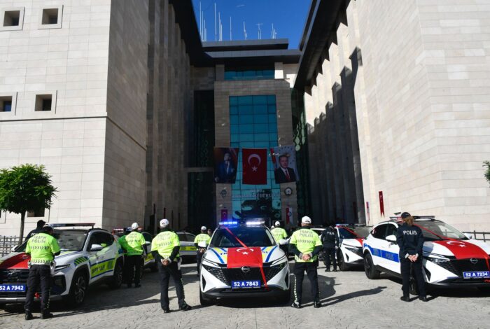 BAŞKAN TAVLI, “YENİ ARAÇLAR EMNİYET TEŞKİLATIMIZA HAYIRLI OLSUN” ta