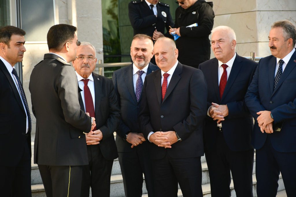 BAŞKAN TAVLI, “YENİ ARAÇLAR EMNİYET TEŞKİLATIMIZA HAYIRLI OLSUN” ta1