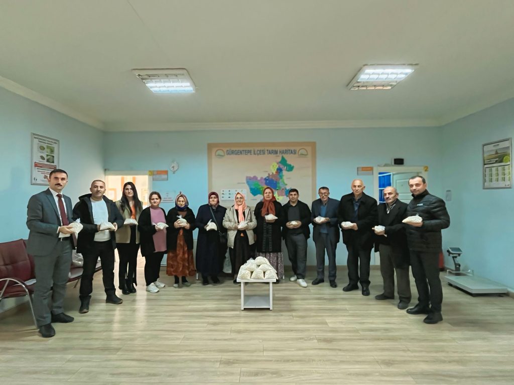 BÜYÜKŞEHİR İLE ÜRETİCİNİN YÜZÜ GÜLÜYOR BU 1