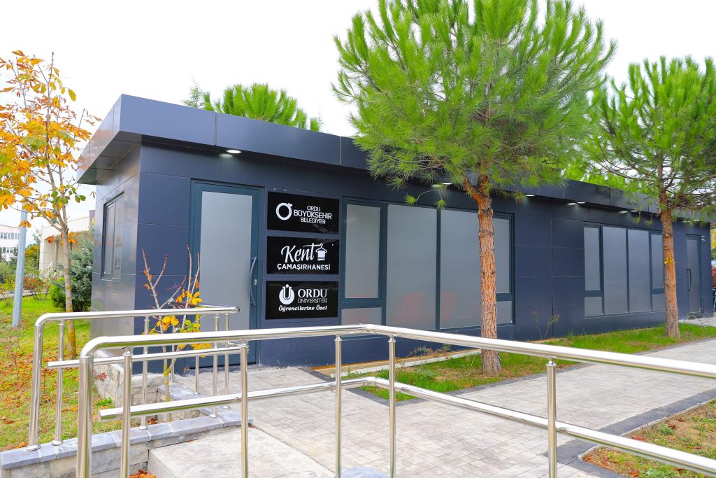 GENÇLERİN BAŞKANINDAN GENÇLERE YENİ HİZMET: KENT ÇAMAŞIRHANESİ KU 1