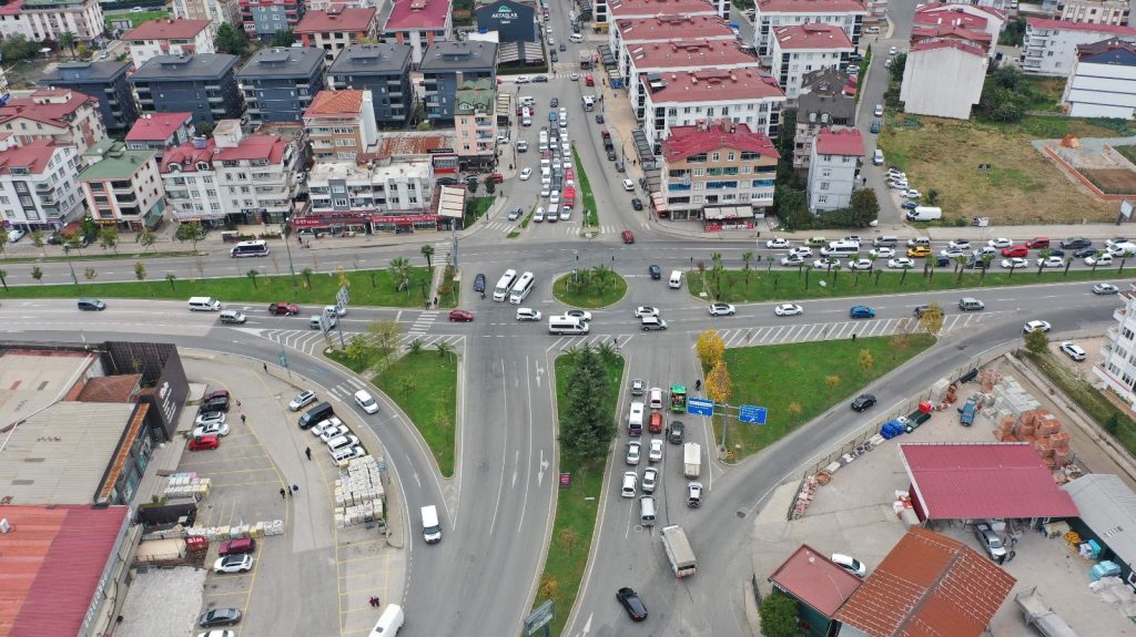 ESKİ TİP KAVŞAKLARDAN DİNAMİK KAVŞAKLARA WhatsApp Image 2024 11 07 at 13.33.26