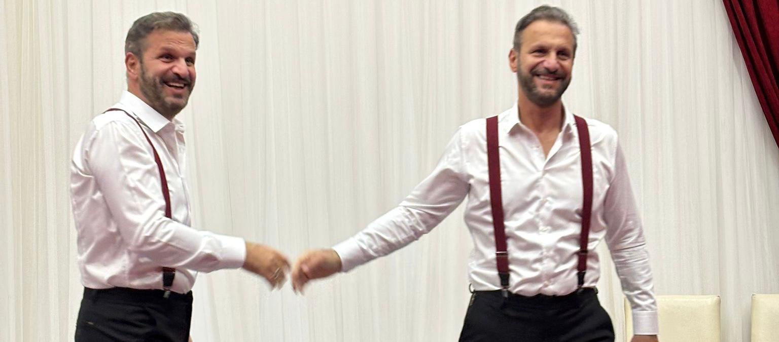 İstanbul’da yaşayan tek yumurta ikizleri Cevahir ve Hüseyin Önder, yazdıkları