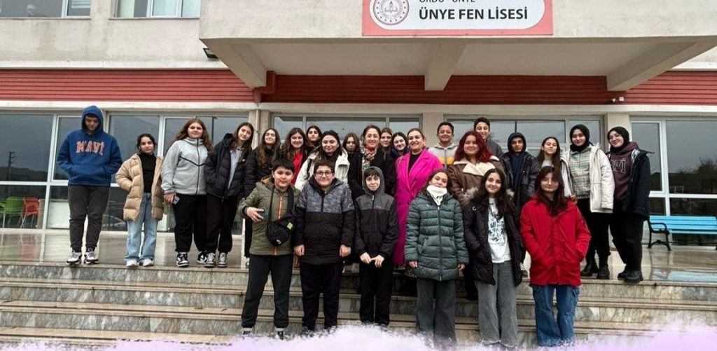 Yeni Nesil Kurs Öğrencileri Fen Lisesi’ni Ziyaret Etti WhatsApp Image 2024 11 28 at 12.59.26