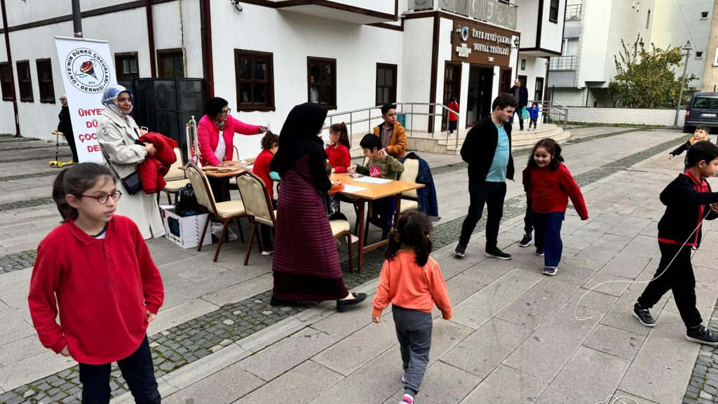 BUGÜNÜN VE YARININ ÇOCUKLARININ DOSTU ÜNYE PROJESİNE İLGİ BÜYÜK b2