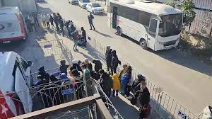 “Kalkan-32” Operasyonu: 55 Göçmen Kaçakçısı Yakalandı kal