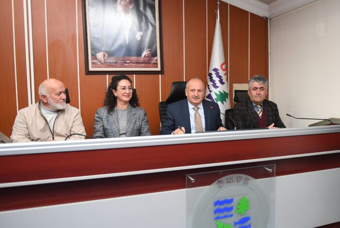 Ünye Belediyesi’nin Kasım ayı meclis toplantısı, Belediye Başkanı Hüseyin Tavlı