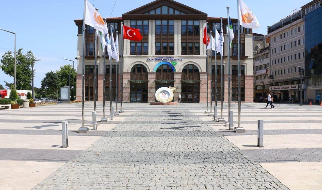 BÜYÜKŞEHİR YENİ YILDA GÖREV BAŞINDA