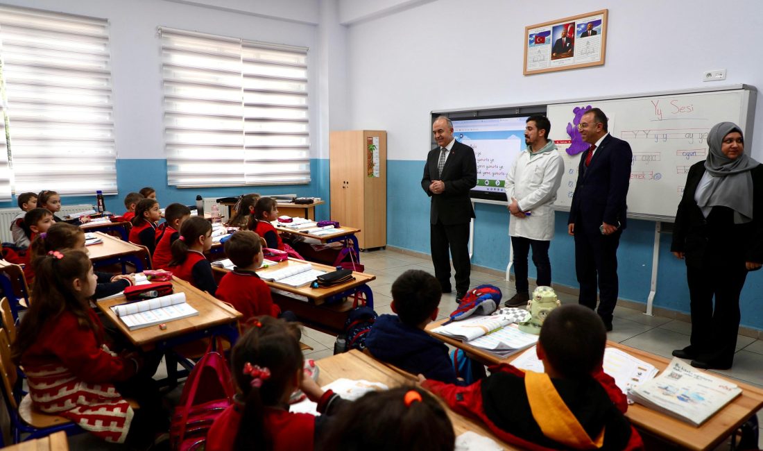 Vali Erol, Fatsa ve Korgan İlçelerindeki Eğitim Yatırımlarını İnceledi
